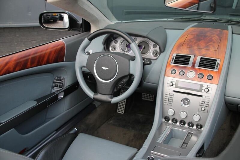 Gebraucht Aston Martin DB9 450 PS (330 kW) 2006 Silber Cabrio
