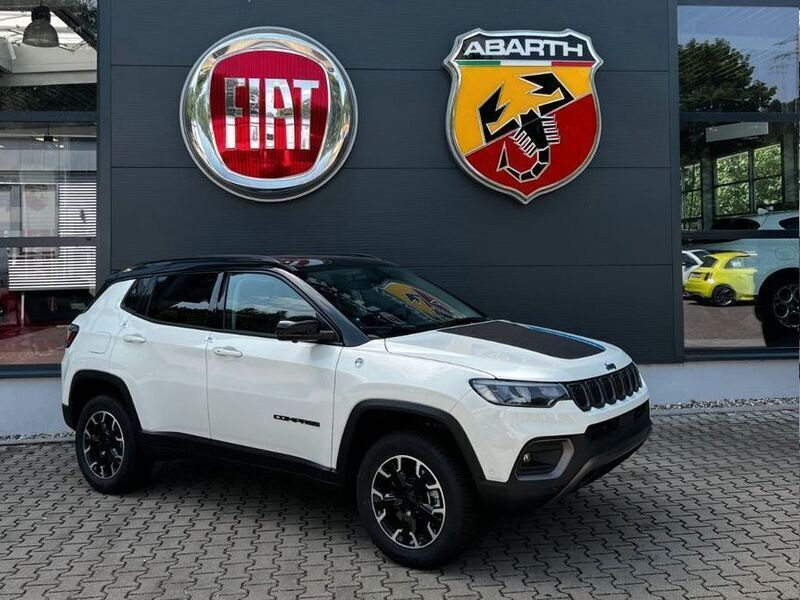 Weiß Gebraucht 2023 Jeep Compass Trailhawk SUV | 33.990 € (Teuer) - Bild 1/4