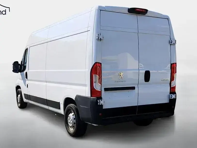 Gebraucht Peugeot Boxer 140 PS (102 kW) 2024 Weiß Van