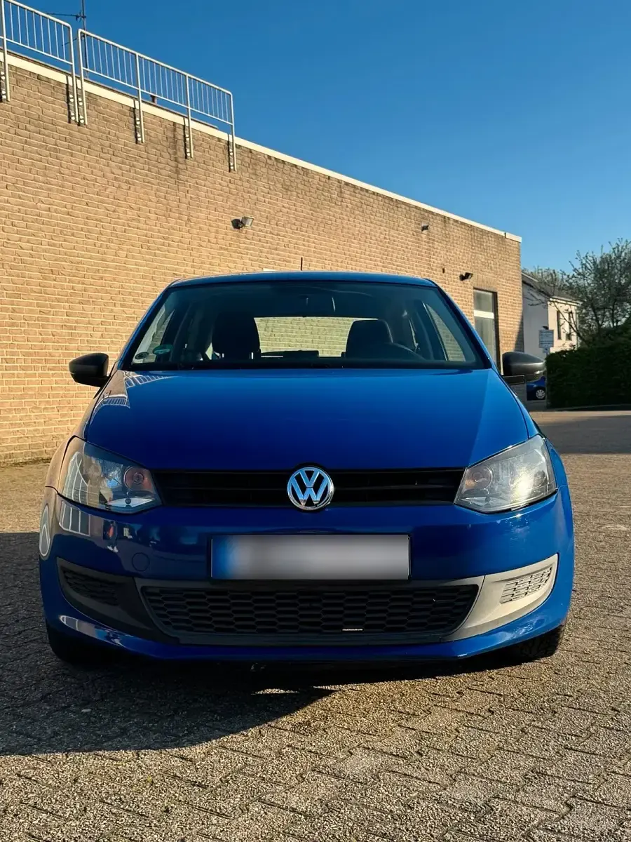 Gebraucht VW Polo 60 PS (44 kW) 2010 Blau Kleinwagen