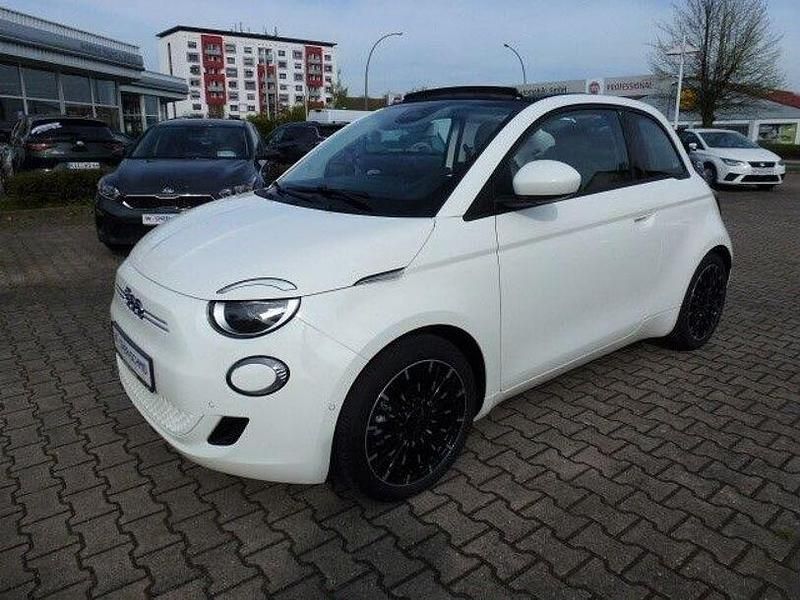 Arktis weiß / schwarz Gebraucht 2022 Fiat 500e Icon Cabrio | 25.980 € (Etwas zu teuer) - Bild 1/4