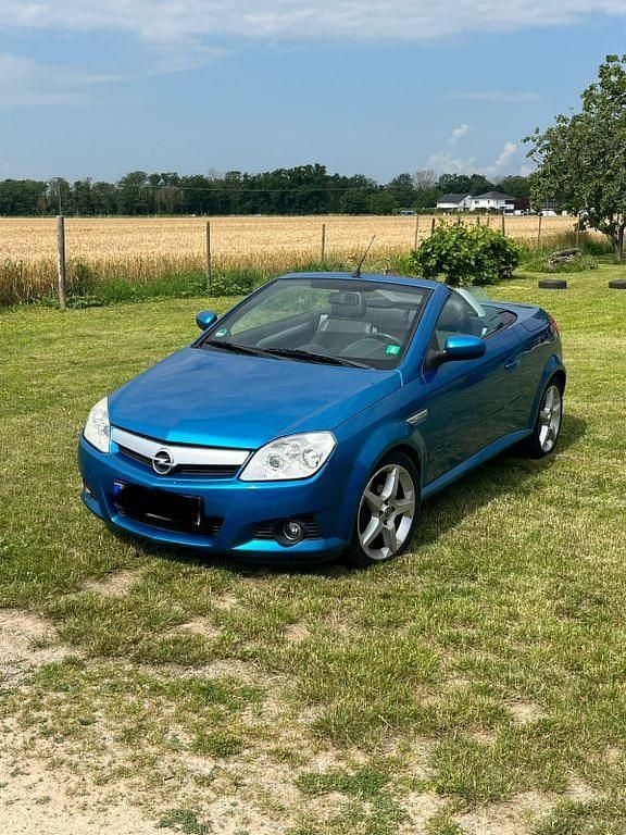 Gebraucht Opel Tigra 90 PS (66 kW) 2004 Blau Cabrio