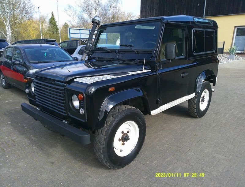 Schwarz Gebraucht 2001 Land Rover Defender SUV | 24.999 € (Superpreis) - Bild 1/4