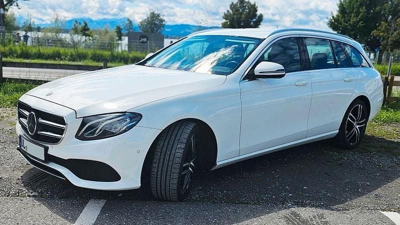 Gebraucht Mercedes E200 184 PS (135 kW) 2020 Weiß Kombi