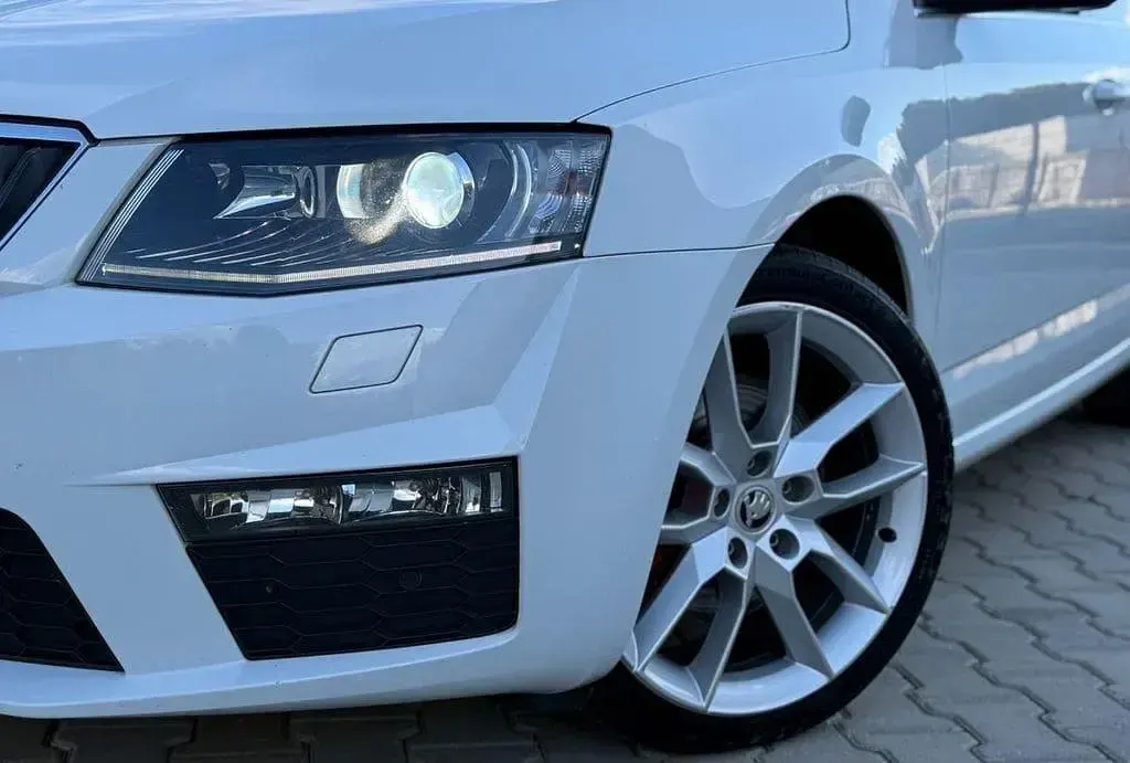 Gebraucht Skoda Octavia RS 184 PS (135 kW) 2016 Weiß Kombi