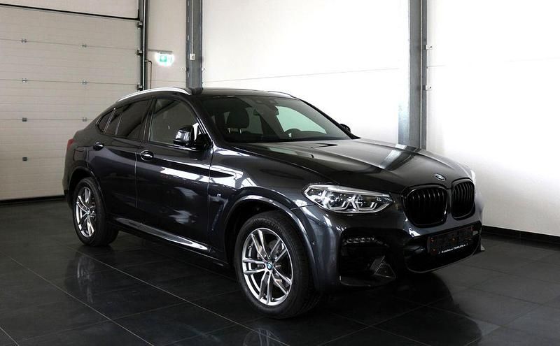 Grau Gebraucht 2021 BMW X4 M Sport SUV | 38.899 € (Fairer Preis) - Bild 1/4