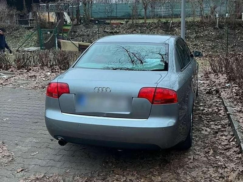 Gebraucht Audi A4 131 PS (96 kW) 2006 Silber Limousine