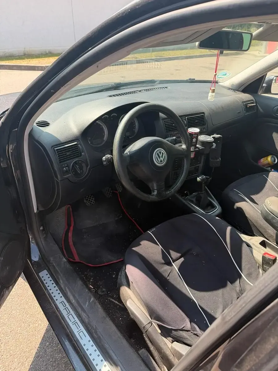 Gebraucht VW Golf IV Pacific 131 PS (96 kW) 2005 Schwarz Kombi