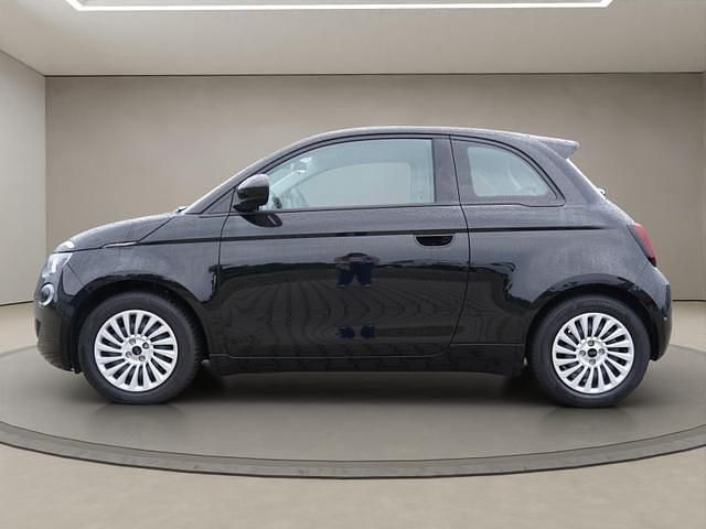 Onyx schwarz onyx schwarz Gebraucht 2023 Fiat 500e Icon Kleinwagen | 24.700 € (Fairer Preis) - Bild 1/4