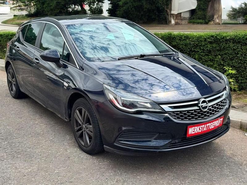 Schwarz Gebraucht 2019 Opel Astra S Limousine | 5.490 € (Superpreis) - Bild 1/4