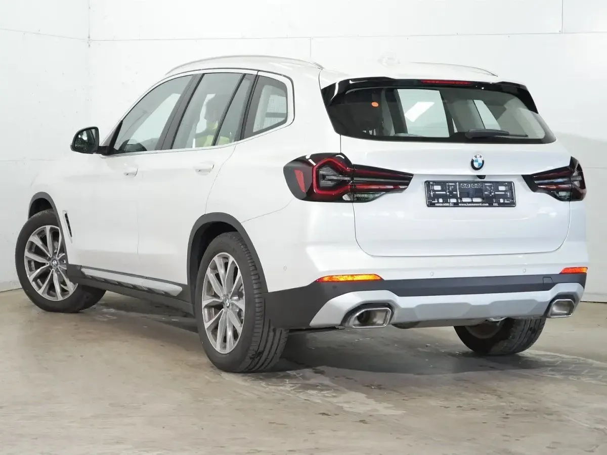 Brugt BMW X3 Efficient Dynamics 190 HK (139 kW) 2024 Sort SUV
