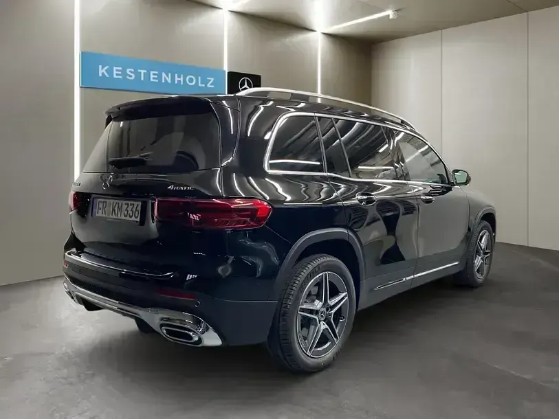 Gebraucht Mercedes GLB220 AMG 190 PS (139 kW) 2026 Schwarz SUV