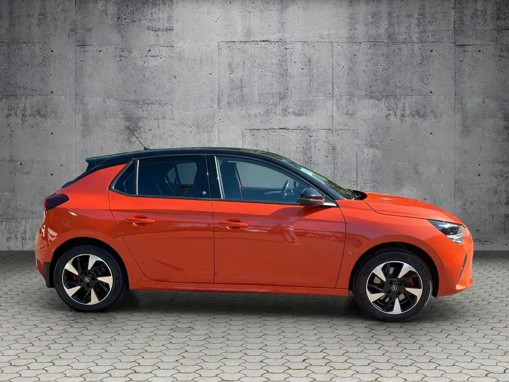 Używany Opel Corsa-e Edition 100 kW (136 KM) 2020 Pomarańczowy Hatchback