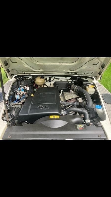 Gebraucht Land Rover Defender 122 PS (89 kW) 1999 Weiß SUV