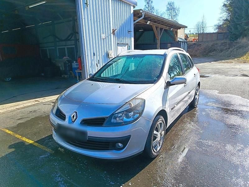 Gebraucht Renault Clio GrandTour 86 PS (63 kW) 2008 Silber Kombi