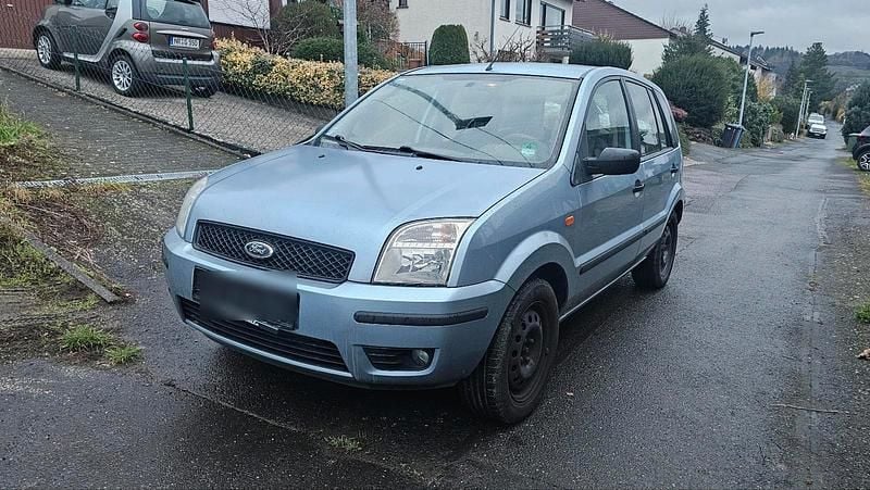 Blau Gebraucht 2005 Ford Fusion Limousine | 1.999 € (Guter Preis) - Bild 1/4