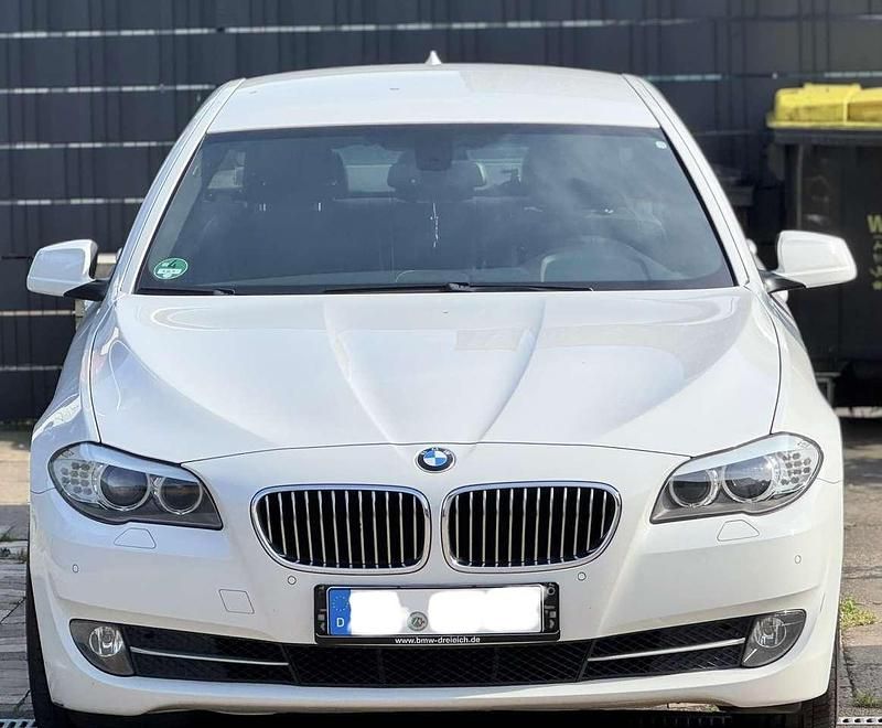 Gebraucht 2013 BMW 520 Limousine | 11.850 € (Fairer Preis) - Bild 1/4