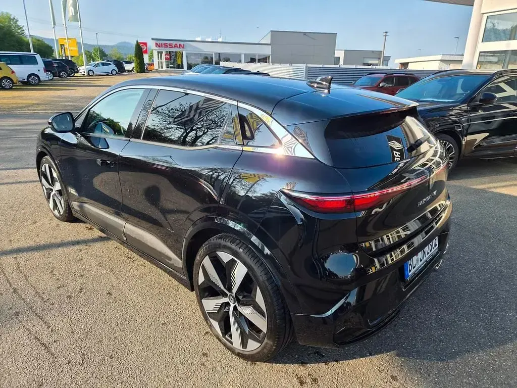 Gebraucht Renault Megane E-Tech Techno 96 kW (131 PS) 2022 Schwarz Limousine