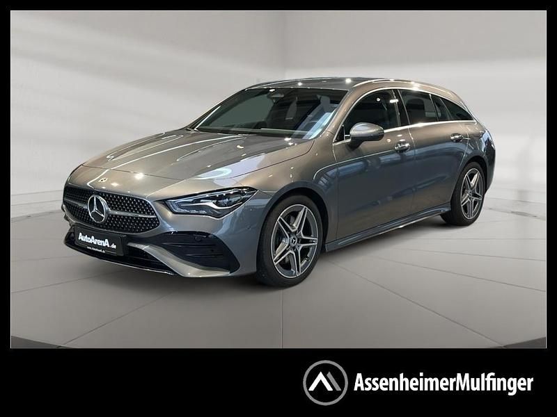 Grau Gebraucht 2024 Mercedes CLA200 Shooting Brake AMG Kombi | 31.446 € (Guter Preis) - Bild 1/2