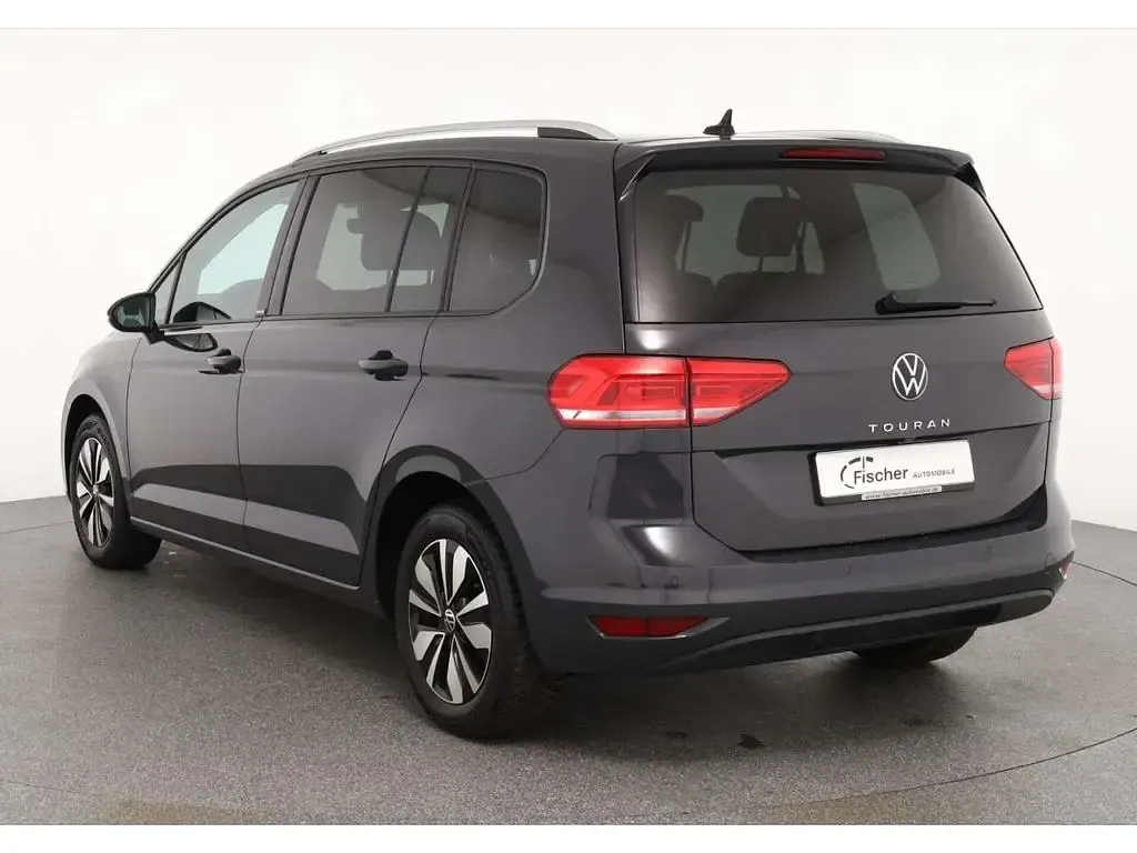 Gebraucht VW Touran Move 150 PS (110 kW) 2024 Grau Van / Kleinbus