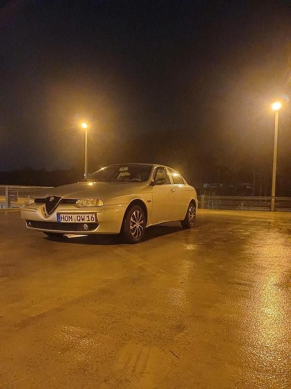 Gebraucht Alfa Romeo 156 144 PS (105 kW) 2000 Silber Limousine