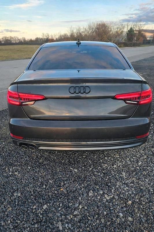 Gebraucht Audi A4 S-Line 190 PS (139 kW) 2016 Grau Limousine