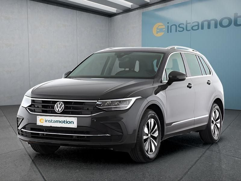 Grau Gebraucht 2024 VW Tiguan SUV | 30.649 € (Fairer Preis) - Bild 1/4