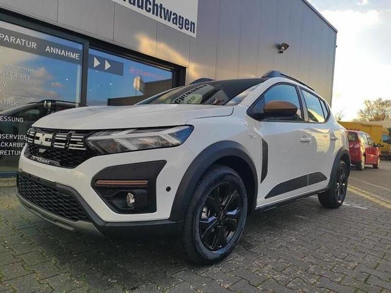 Weiss Neu 2025 Dacia Sandero Stepway Kleinwagen | 20.560 € - Bild 1/1