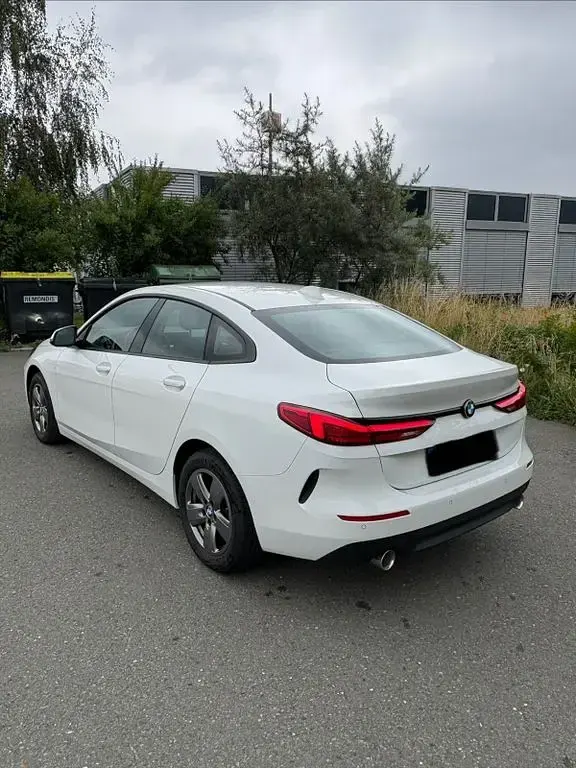 Gebraucht BMW 218 Gran Coupé 150 PS (110 kW) 2022 Weiß Coupé