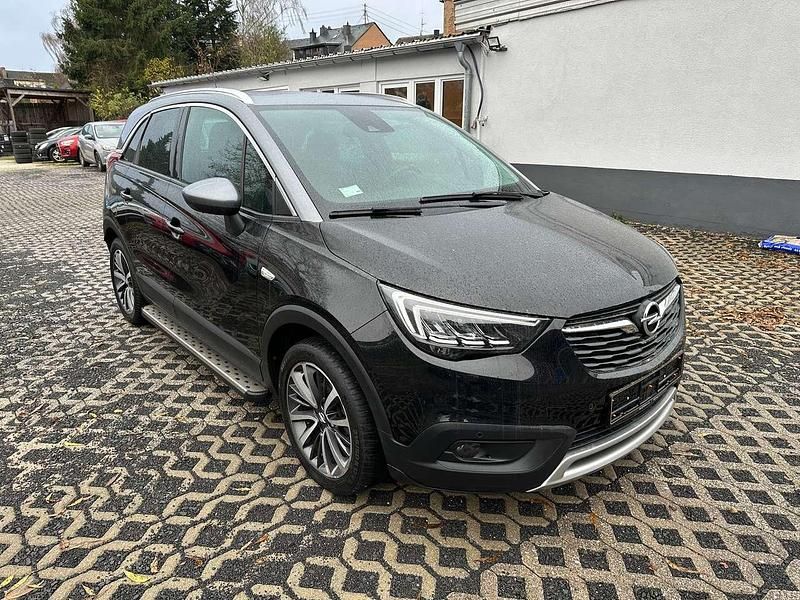 Onyx schwarz Gebraucht 2018 Opel Crossland X Innovation SUV | 8.400 € (Superpreis) - Bild 1/4