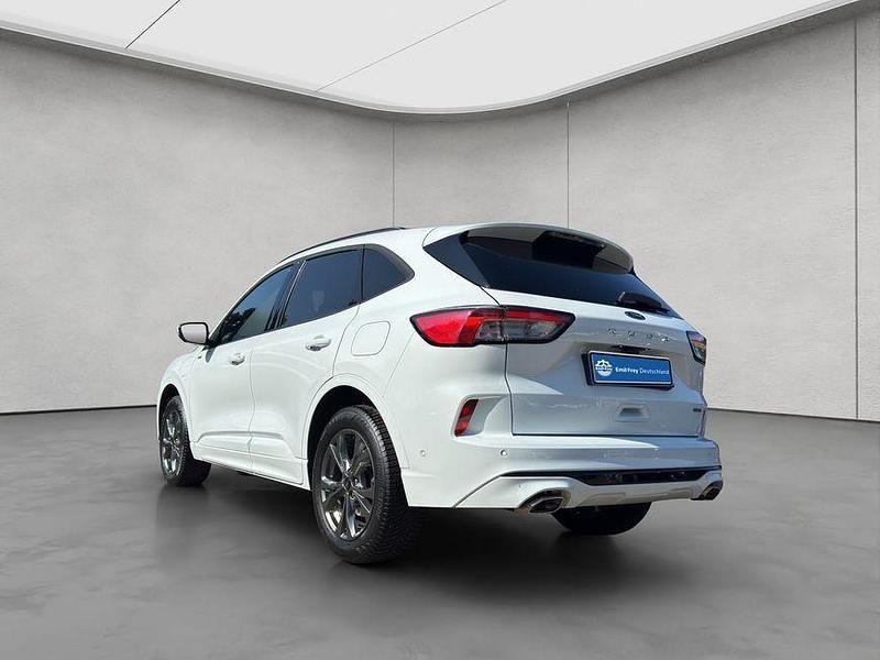 Gebraucht Ford Kuga ST-Line 224 PS (164 kW) 2022 Frozen white SUV