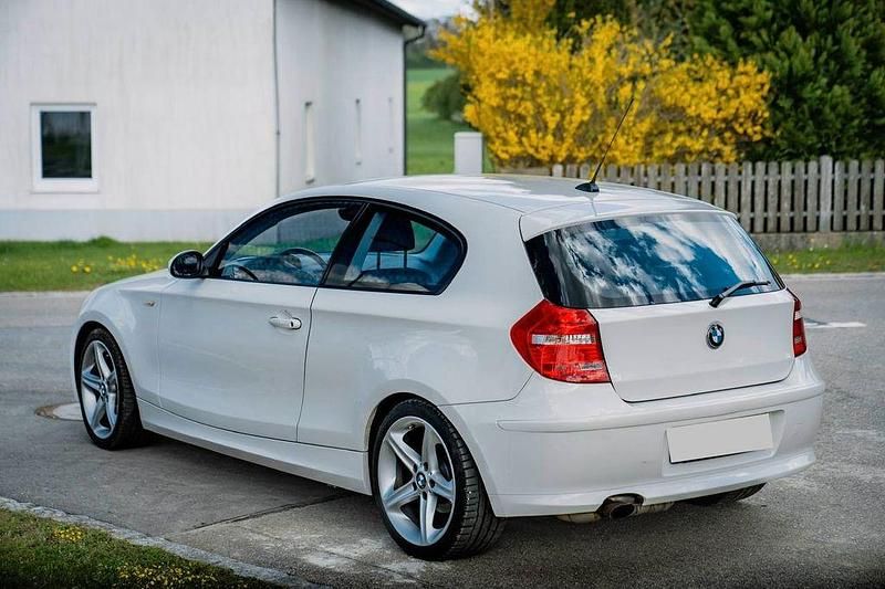Brugt BMW 116 122 HK (89 kW) 2009 Hvid Hatchback