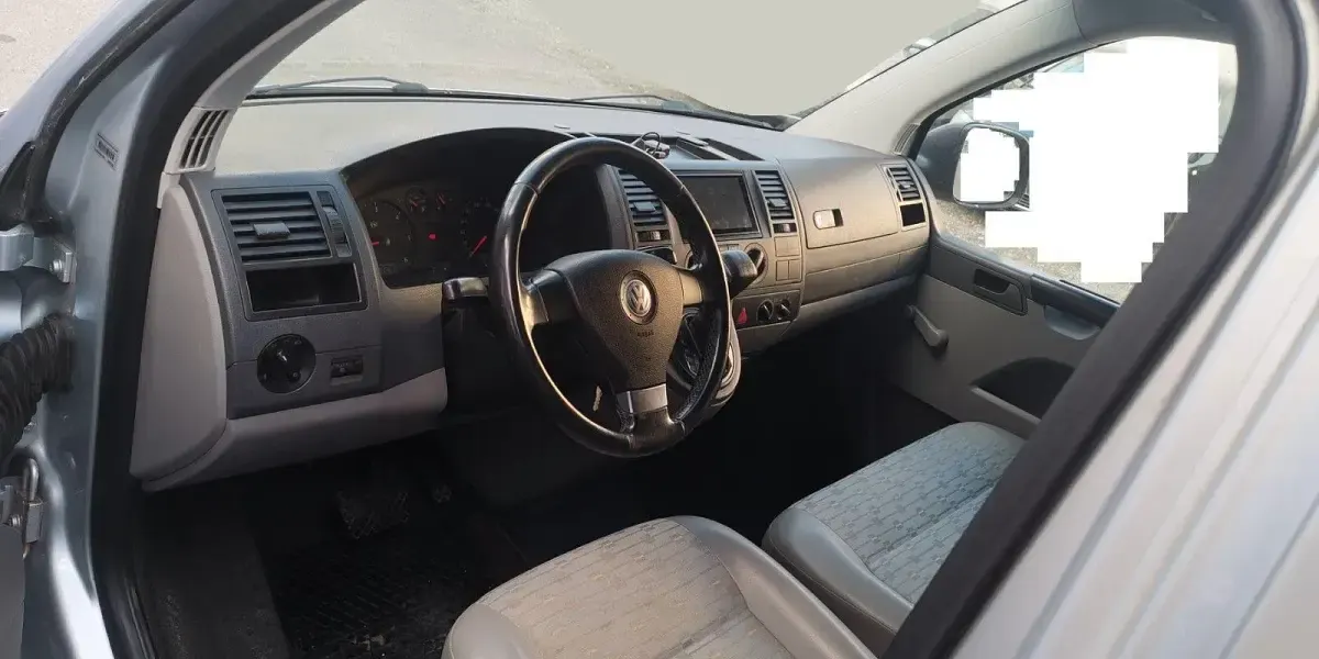 Gebraucht VW T5 131 PS (96 kW) 2008 Silber Van