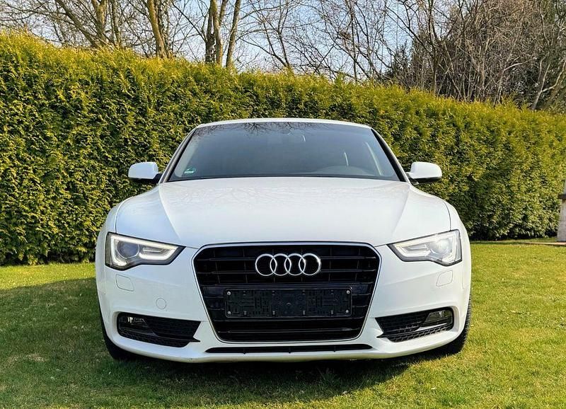 Gebraucht Audi A5 S-Line 170 PS (125 kW) 2012 Weiß Coupé