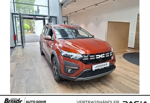 Neu Dacia Jogger Extreme 141 PS (103 kW) 2025 Terracottabraun Van / Kleinbus
