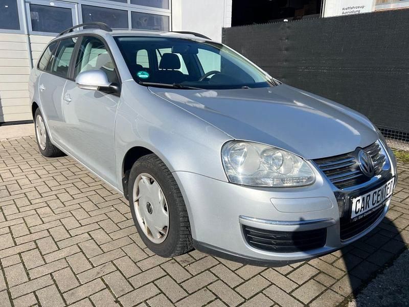 Gebraucht VW Golf V Trendline 105 PS (77 kW) 2008 Silber Kombi