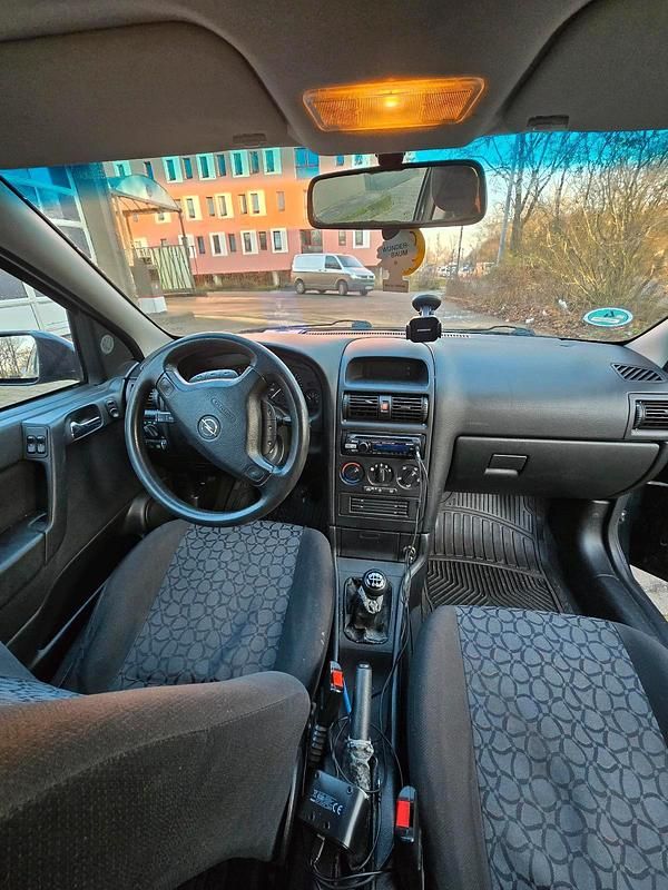 Gebraucht Opel Astra 76 PS (55 kW) 2001 Grün Kleinwagen