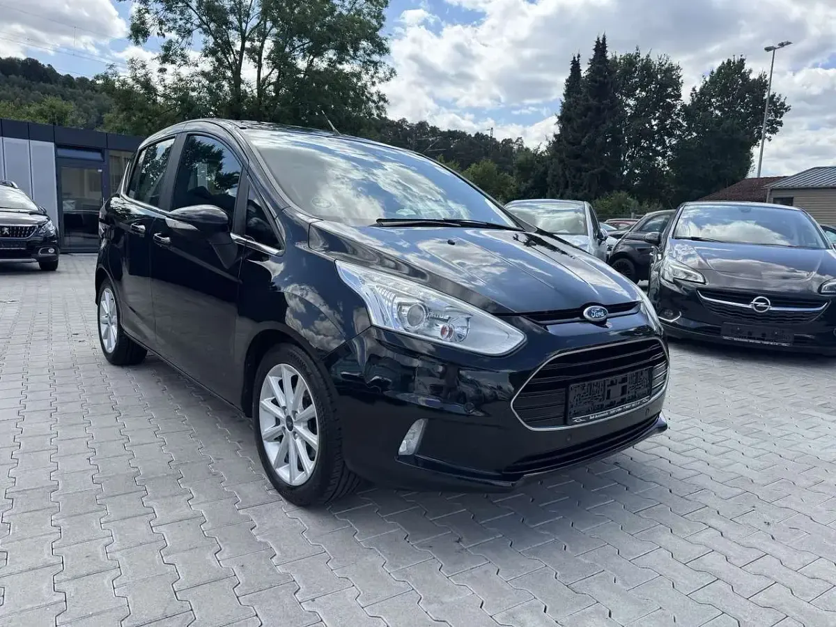 Gebraucht Ford B-MAX Titanium 101 PS (74 kW) 2017 Iridiumschwarz metallic Van / Kleinbus