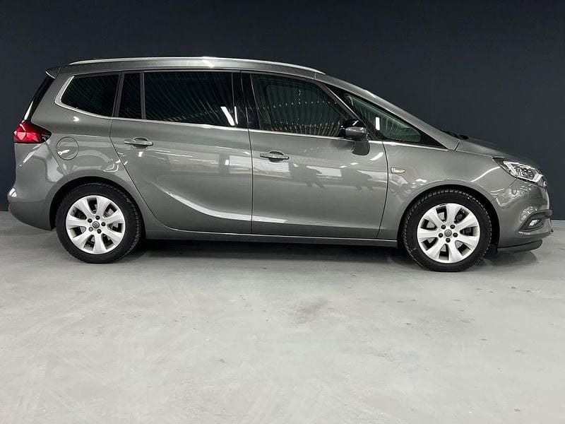 Gebraucht Opel Zafira Business Innovation 170 PS (125 kW) 2016 Grau Van / Kleinbus
