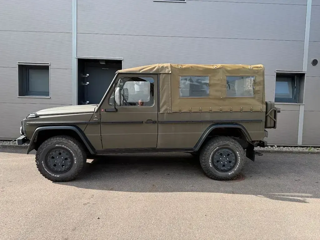 Gebraucht Mercedes G230 116 PS (85 kW) 1994 Grün SUV