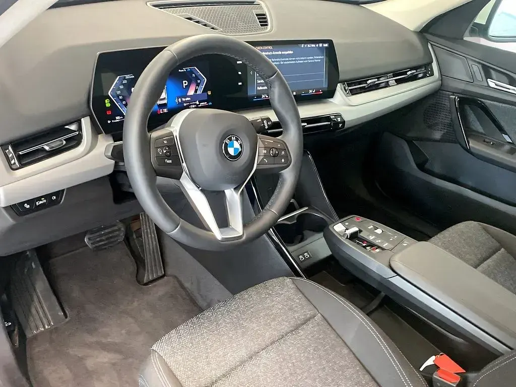 Gebraucht BMW X1 204 PS (150 kW) 2025 Weiß SUV