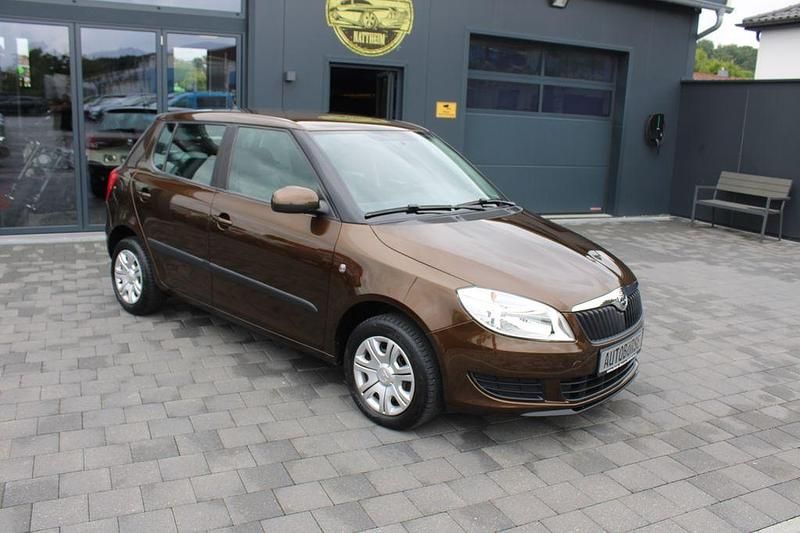 Gebraucht Skoda Fabia Cool Edition 60 PS (44 kW) 2014 Braun Kleinwagen