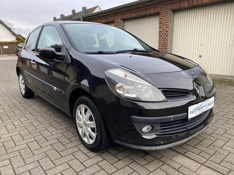 Gebraucht Renault Clio II 101 PS (74 kW) 2007 Schwarz Kleinwagen