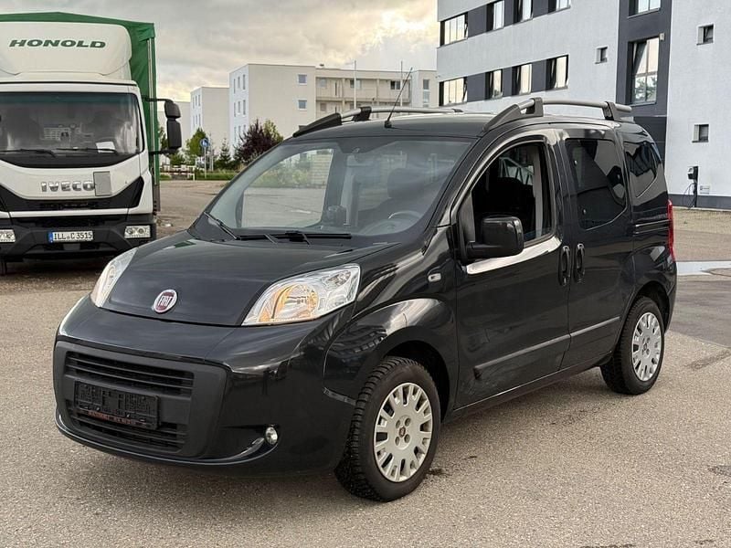 Schwarz Gebraucht 2015 Fiat Qubo My Qubo Van / Kleinbus | 5.490 € (Superpreis) - Bild 1/4