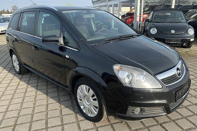 Gebraucht Opel Zafira Edition 140 PS (102 kW) 2007 Schwarz Van / Kleinbus