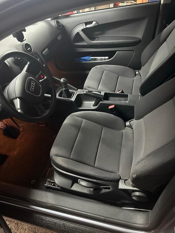 Gebraucht Audi A3 102 PS (75 kW) 2007 Grau Kleinwagen