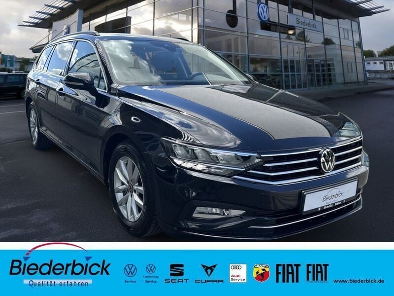 Schwarz Gebraucht 2021 VW Passat Pro Kombi | 22.990 € (Fairer Preis) - Bild 1/4