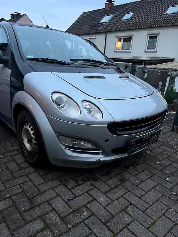 Silber Gebraucht 2004 Smart ForFour Kleinwagen | 390 € (Superpreis) - Bild 1/4