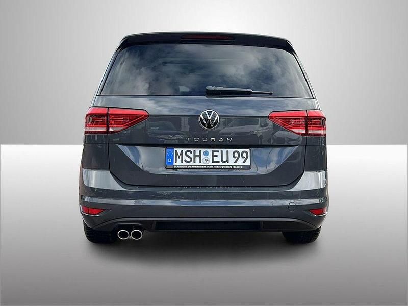 Gebraucht VW Touran Highline 150 PS (110 kW) 2025 Grau Van / Kleinbus