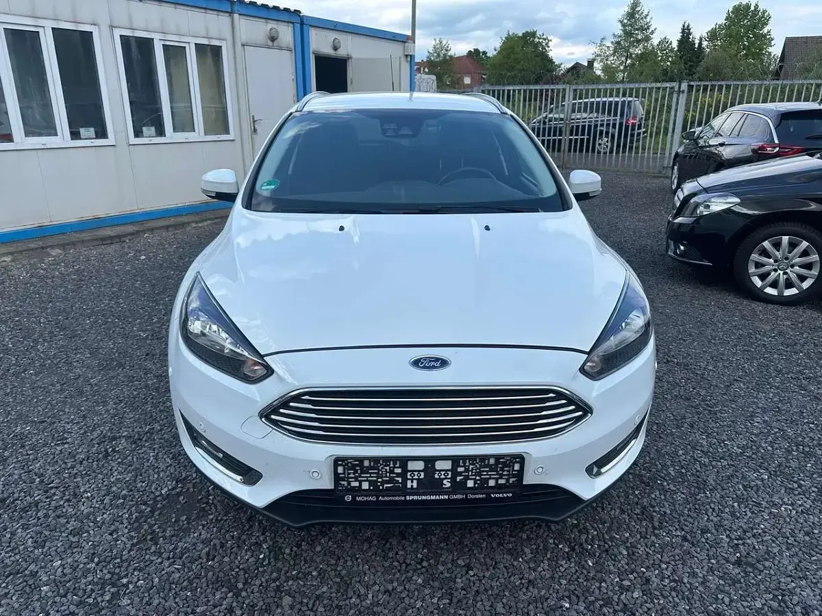 Usata Ford Focus Titanium 120 CV (88 kW) 2015 Bianco Station wagon